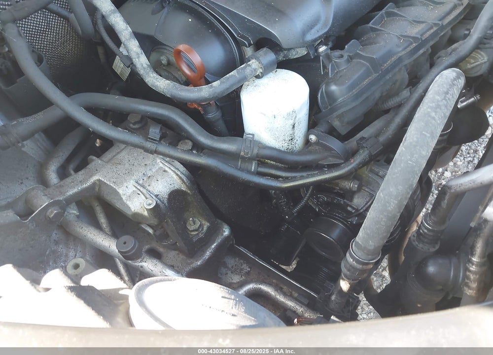 2010 VOLKSWAGEN TIGUAN VIN: WVGAV7AX4AW527978