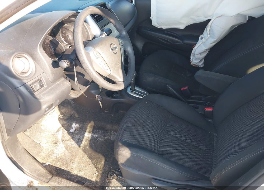 2019 NISSAN VERSA 1.6 SV VIN: 3N1CN7AP8KL821746