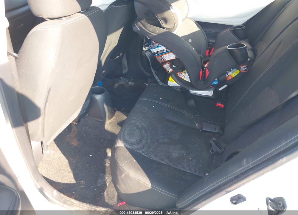 2019 NISSAN VERSA 1.6 SV VIN: 3N1CN7AP8KL821746