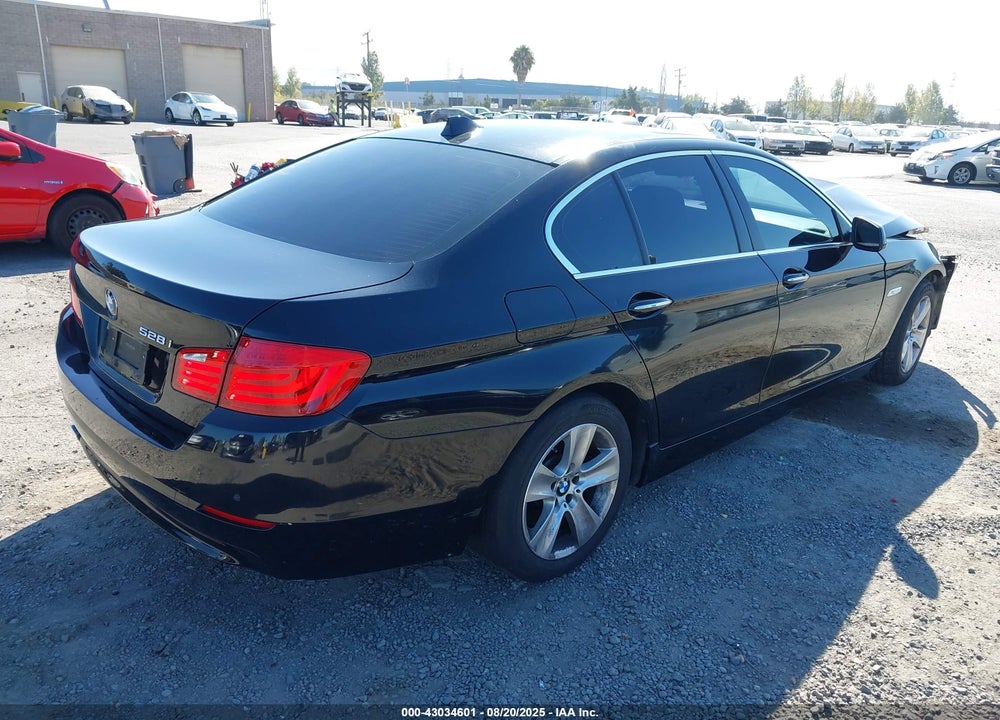 2013 BMW 528I VIN: WBAXG5C51DDY37527