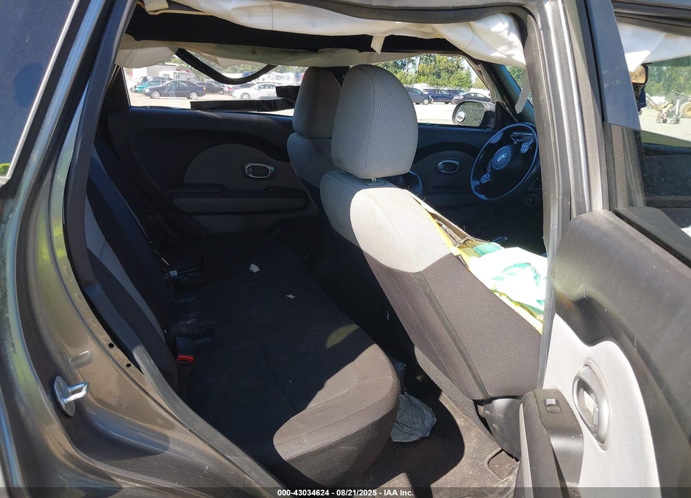 2015 KIA SOUL VIN: KNDJN2A28F7151153