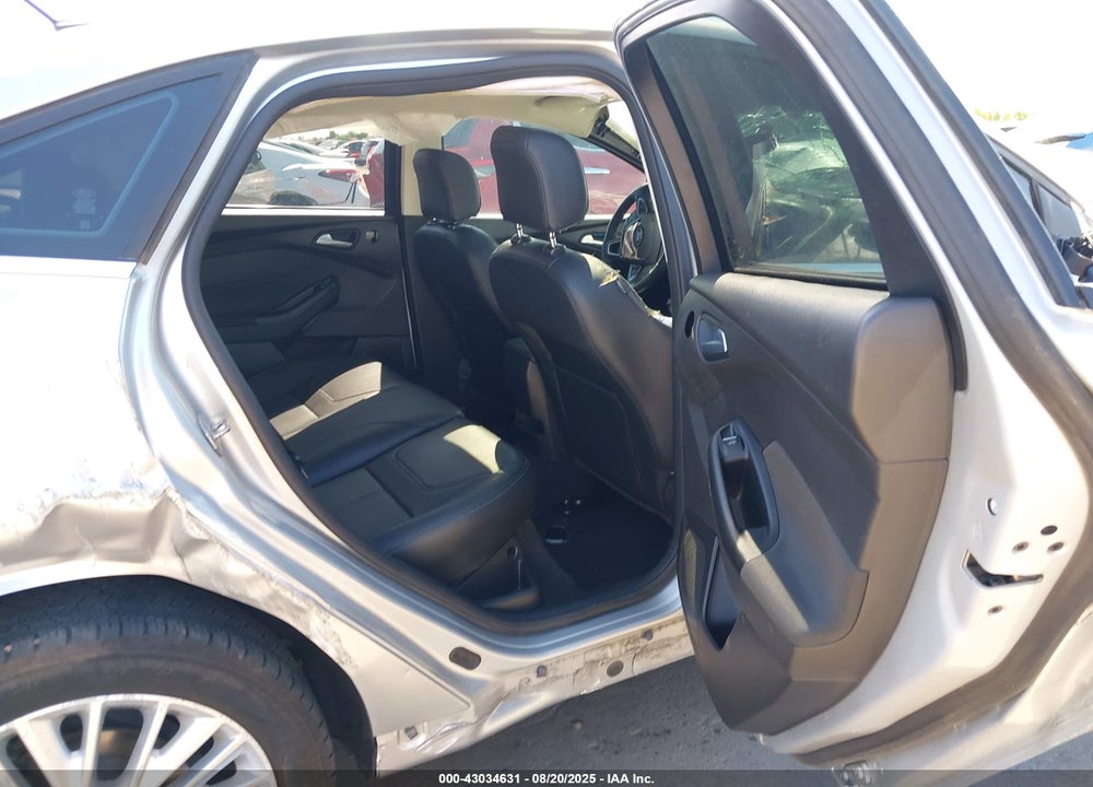 2017 FORD FOCUS VIN: 1FADP3J28HL336137