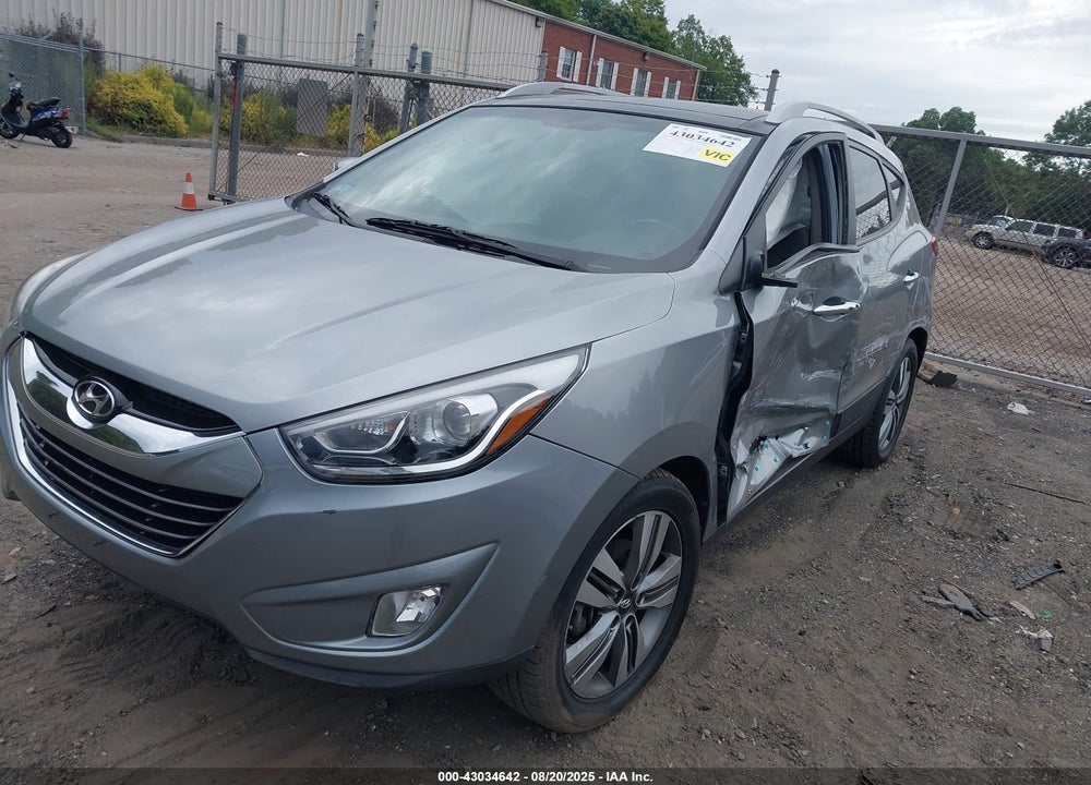 2015 HYUNDAI TUCSON LIMITED VIN: KM8JUCAG2FU113144
