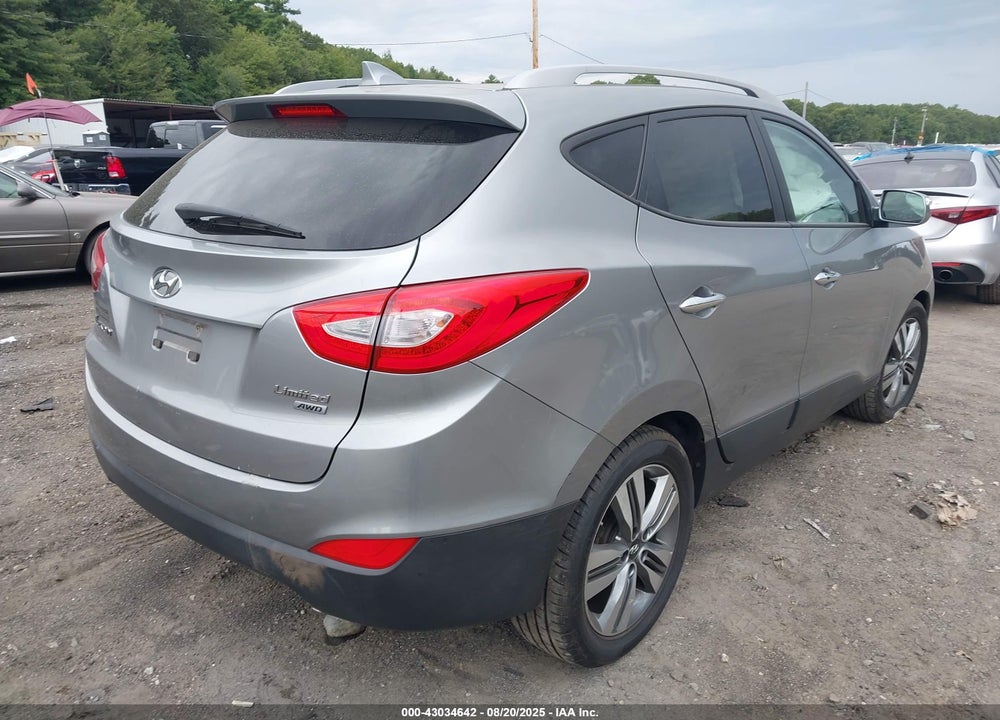 2015 HYUNDAI TUCSON LIMITED VIN: KM8JUCAG2FU113144