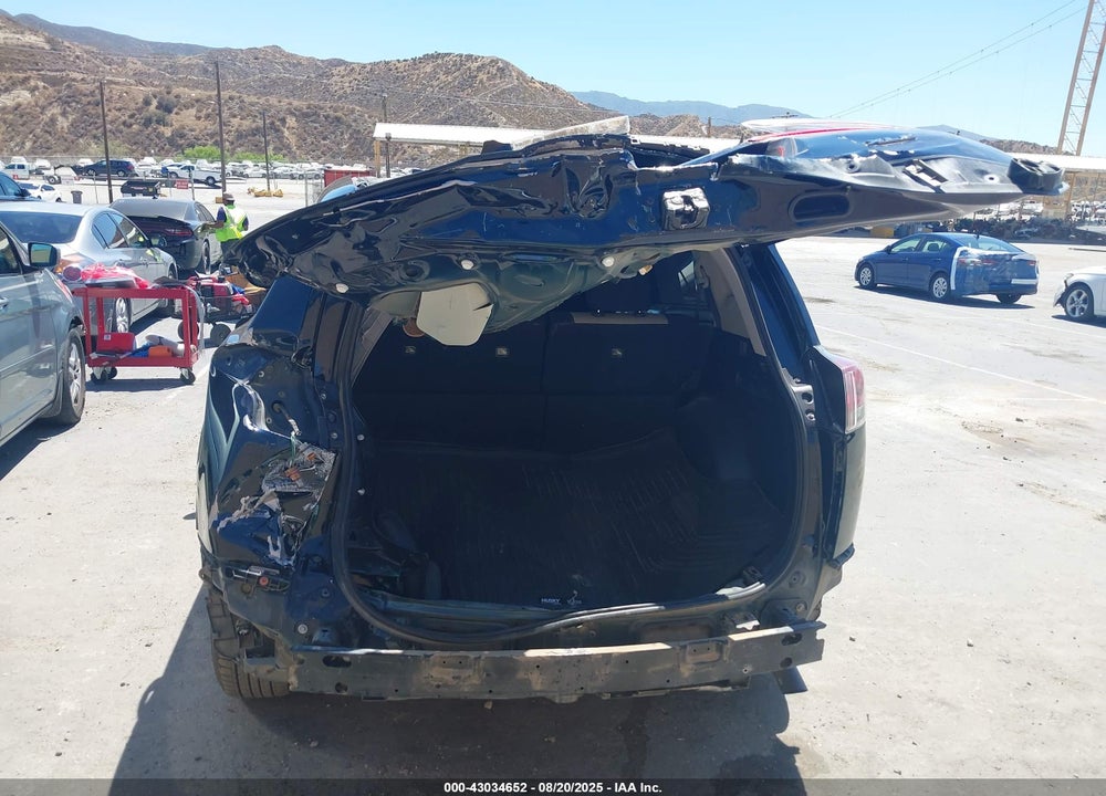 2018 TOYOTA RAV4 VIN: JTMWFREV4JJ738302
