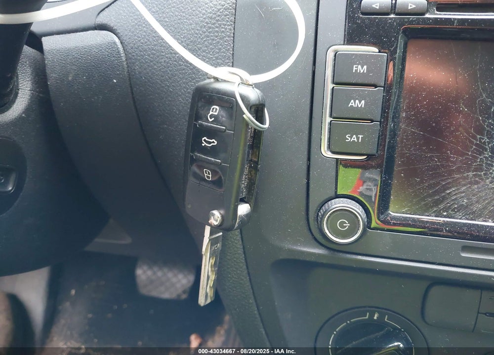 2015 VOLKSWAGEN JETTA VIN: 3VW2K7AJ0FM294053