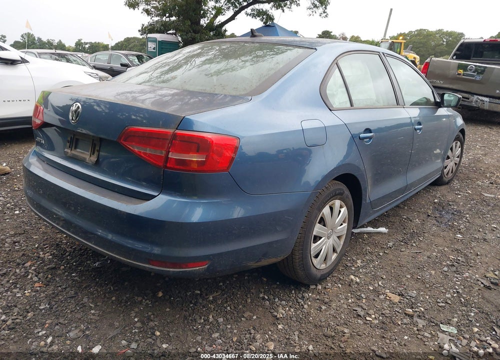 2015 VOLKSWAGEN JETTA VIN: 3VW2K7AJ0FM294053
