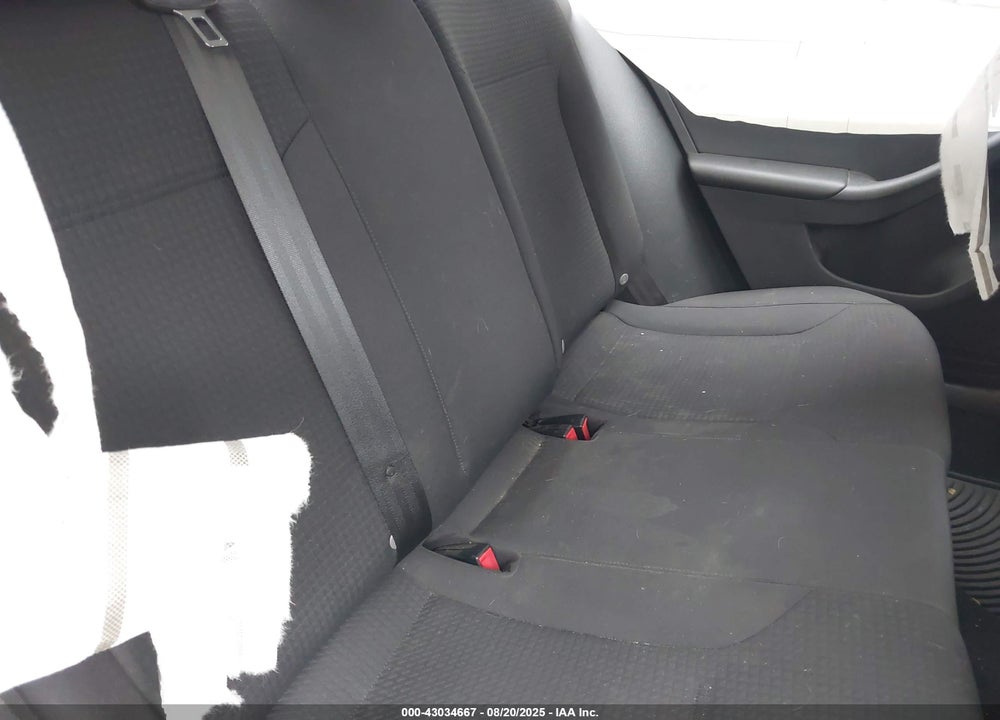2015 VOLKSWAGEN JETTA VIN: 3VW2K7AJ0FM294053
