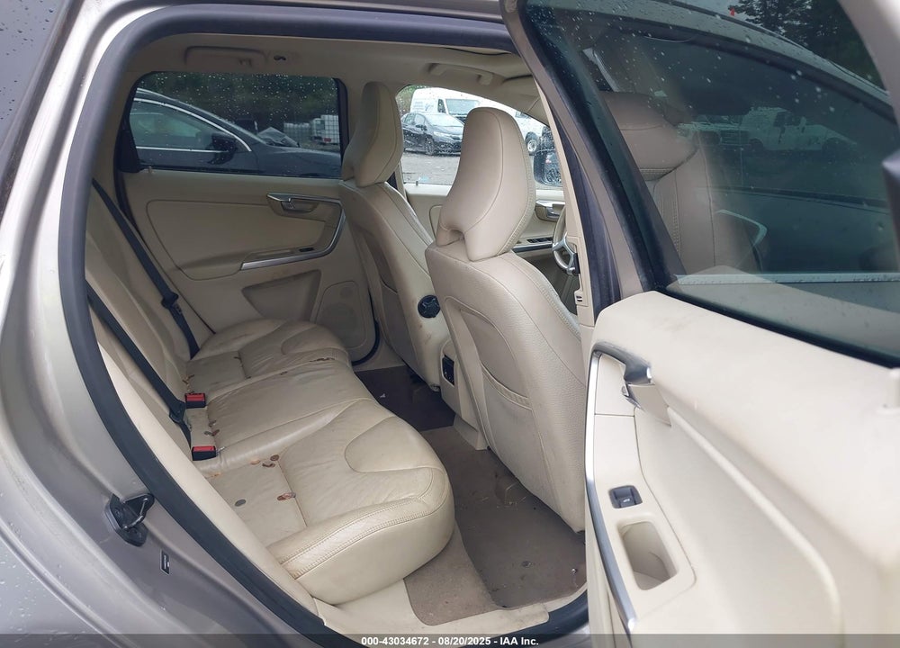 2012 VOLVO XC60 VIN: YV4940DZ1C2316159