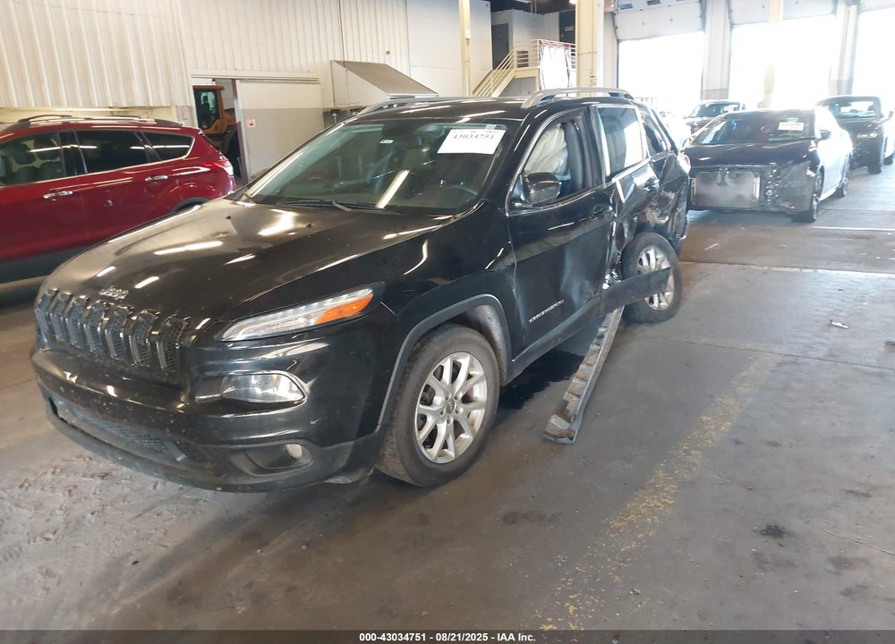 2018 JEEP CHEROKEE LATITUDE FWD VIN: 1C4PJLCB0JD566485