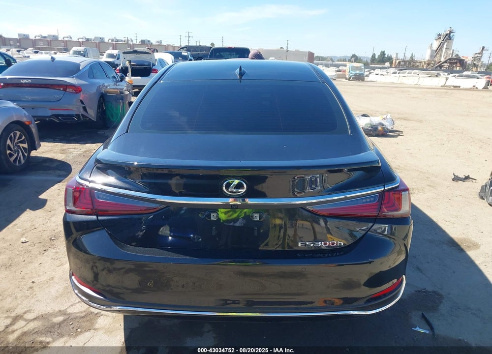 2025 LEXUS ES 300H VIN: 58ADA1C16SU067601
