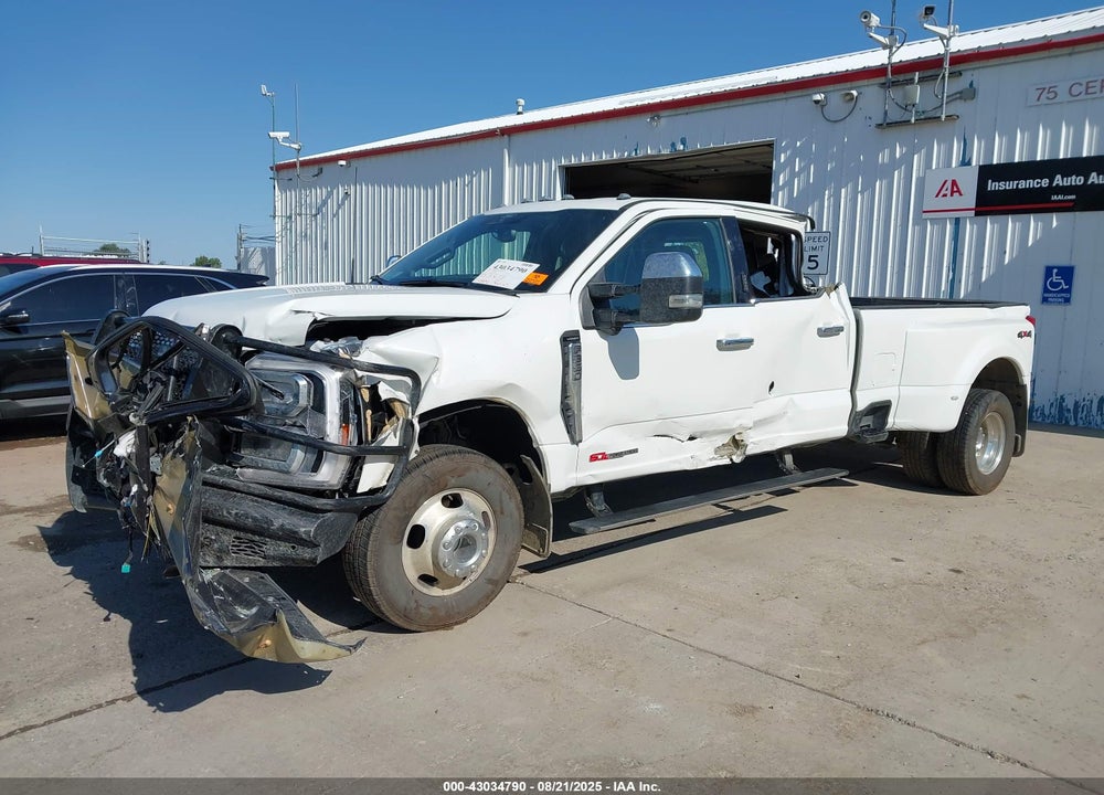 2025 FORD F-350 LARIAT VIN: 1FT8W3DM3SEC93544