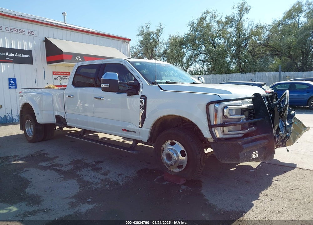 2025 FORD F-350 LARIAT VIN: 1FT8W3DM3SEC93544