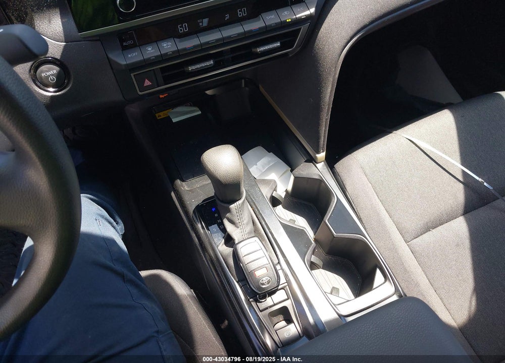2025 TOYOTA CAMRY VIN: 4T1DAACK2SU581140