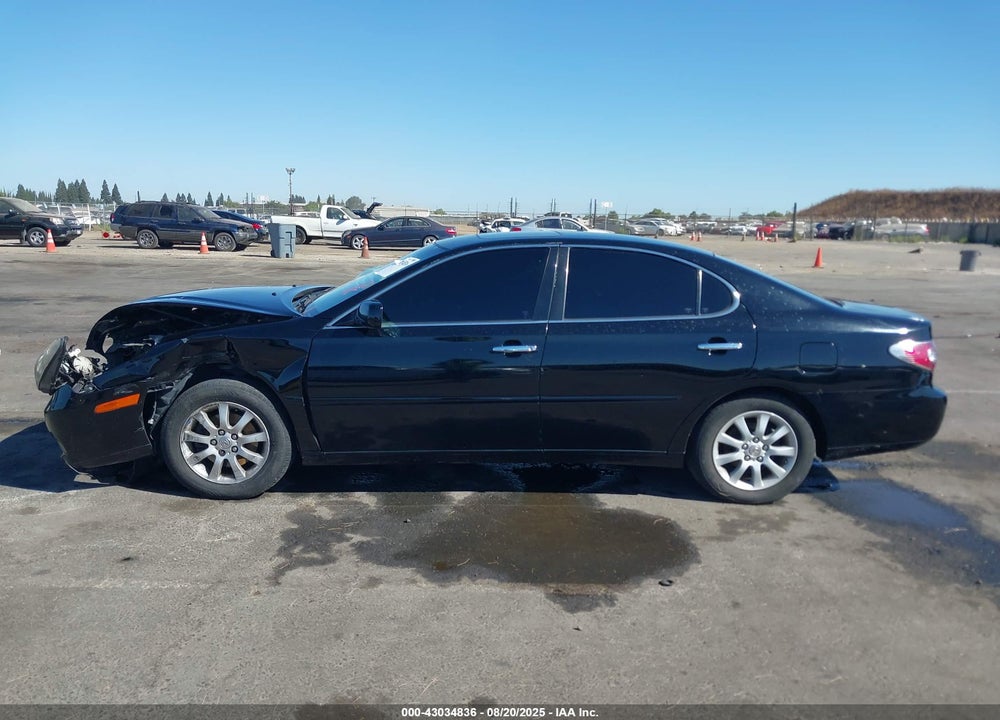 2003 LEXUS ES 300 VIN: JTHBF30G136005570