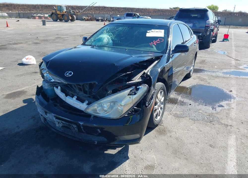 2003 LEXUS ES 300 VIN: JTHBF30G136005570