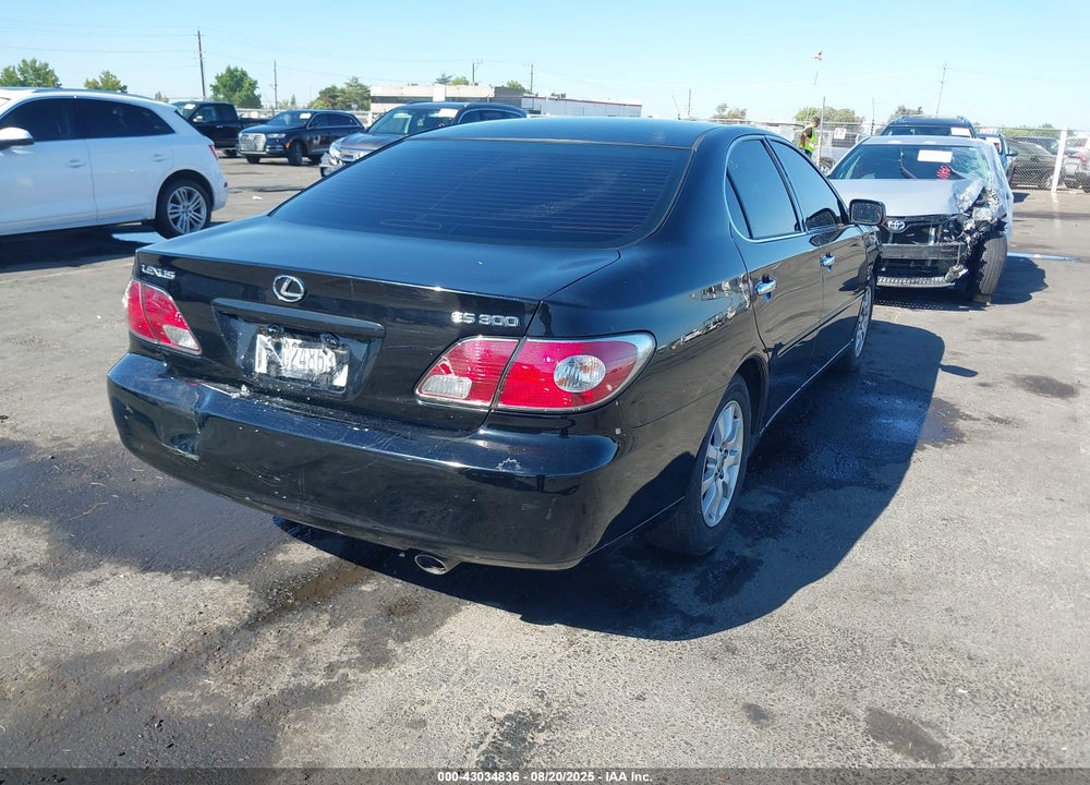 2003 LEXUS ES 300 VIN: JTHBF30G136005570