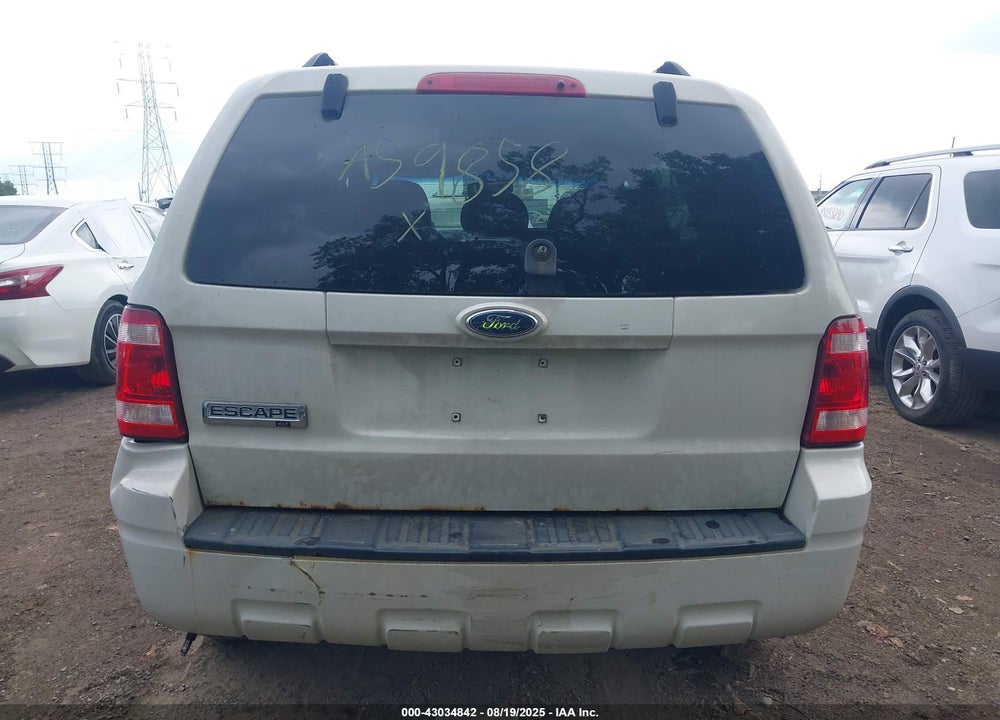 2009 FORD ESCAPE VIN: 1FMCU03759KA59858