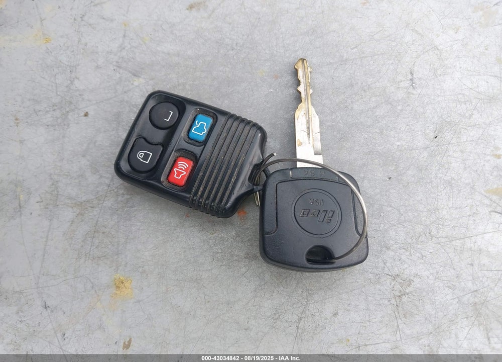 2009 FORD ESCAPE VIN: 1FMCU03759KA59858