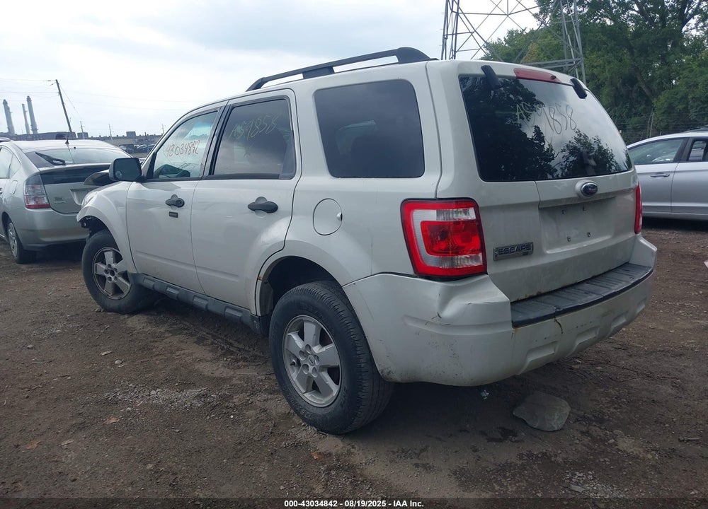 2009 FORD ESCAPE VIN: 1FMCU03759KA59858