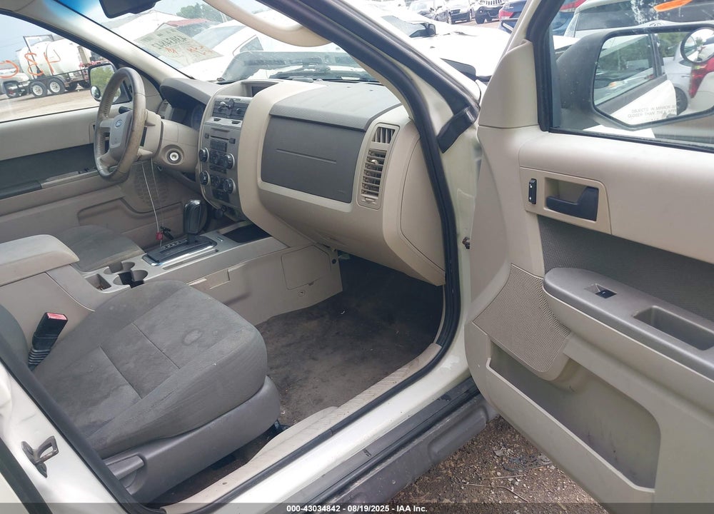 2009 FORD ESCAPE VIN: 1FMCU03759KA59858
