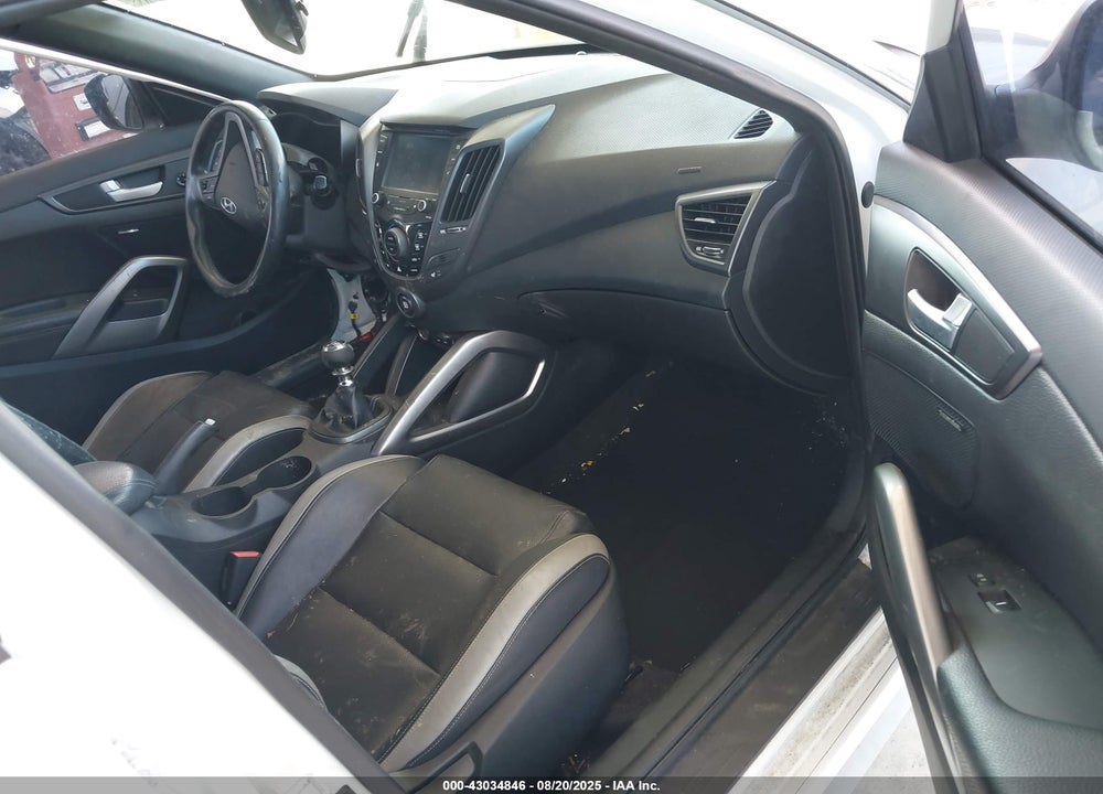 2016 HYUNDAI VELOSTER TURBO VIN: KMHTC6AE7GU251369