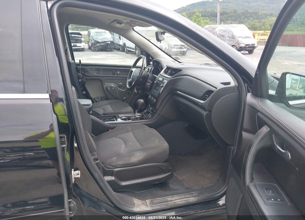 2017 CHEVROLET TRAVERSE VIN: 1GNKVGKD4HJ101557