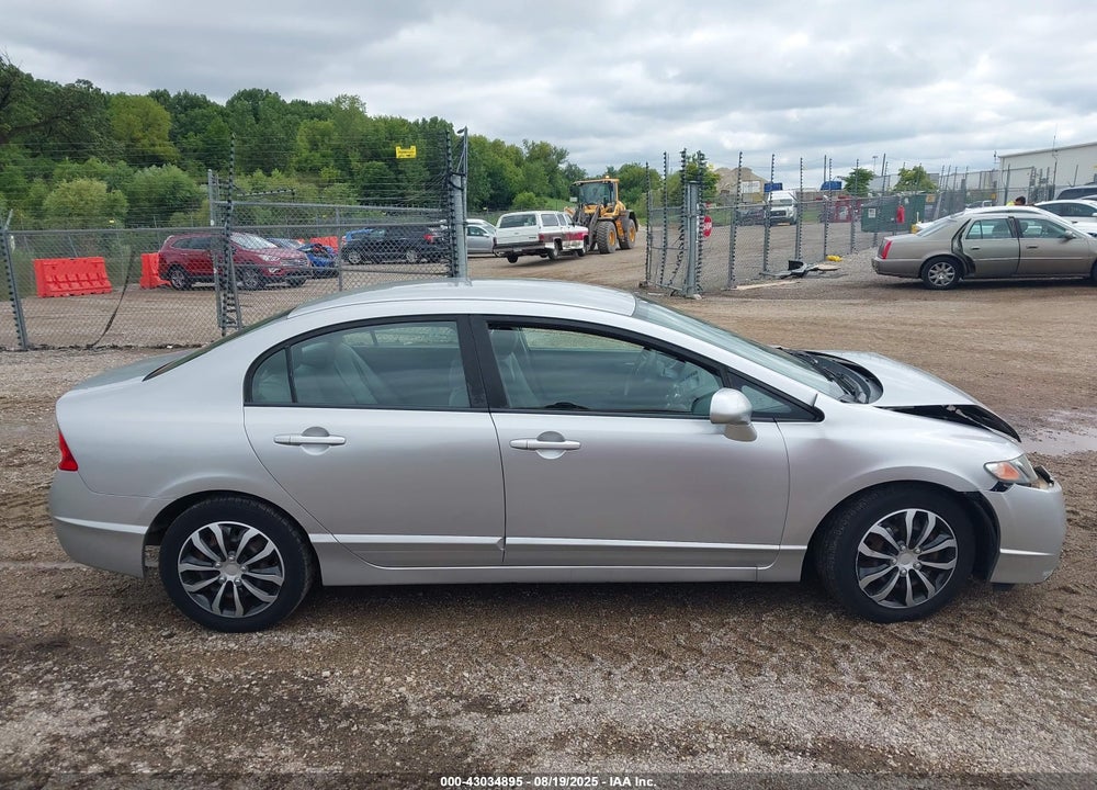 2010 HONDA CIVIC LX VIN: 19XFA1F50AE054018