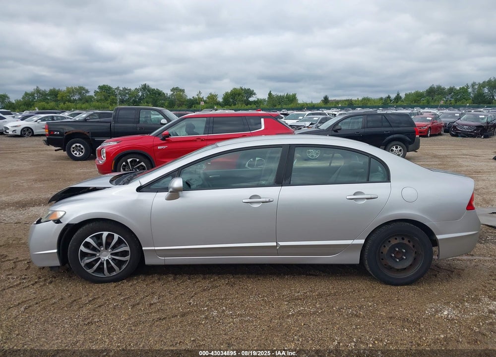 2010 HONDA CIVIC LX VIN: 19XFA1F50AE054018