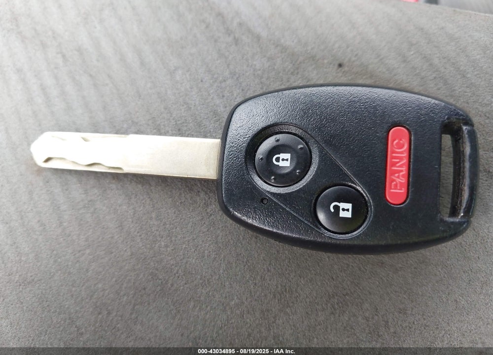 2010 HONDA CIVIC LX VIN: 19XFA1F50AE054018