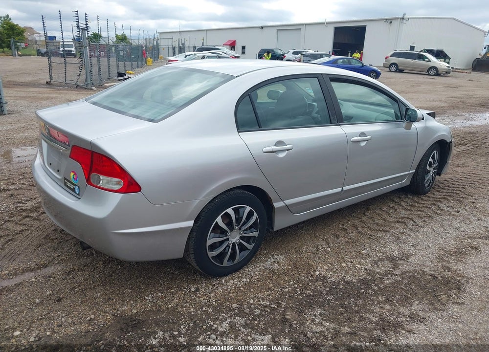 2010 HONDA CIVIC LX VIN: 19XFA1F50AE054018