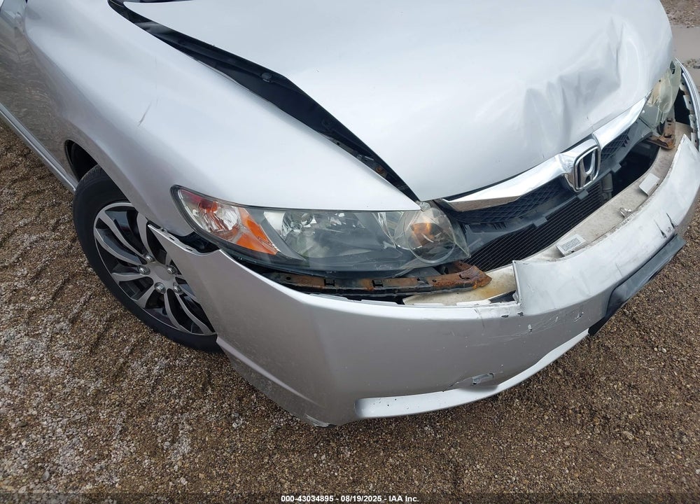 2010 HONDA CIVIC LX VIN: 19XFA1F50AE054018