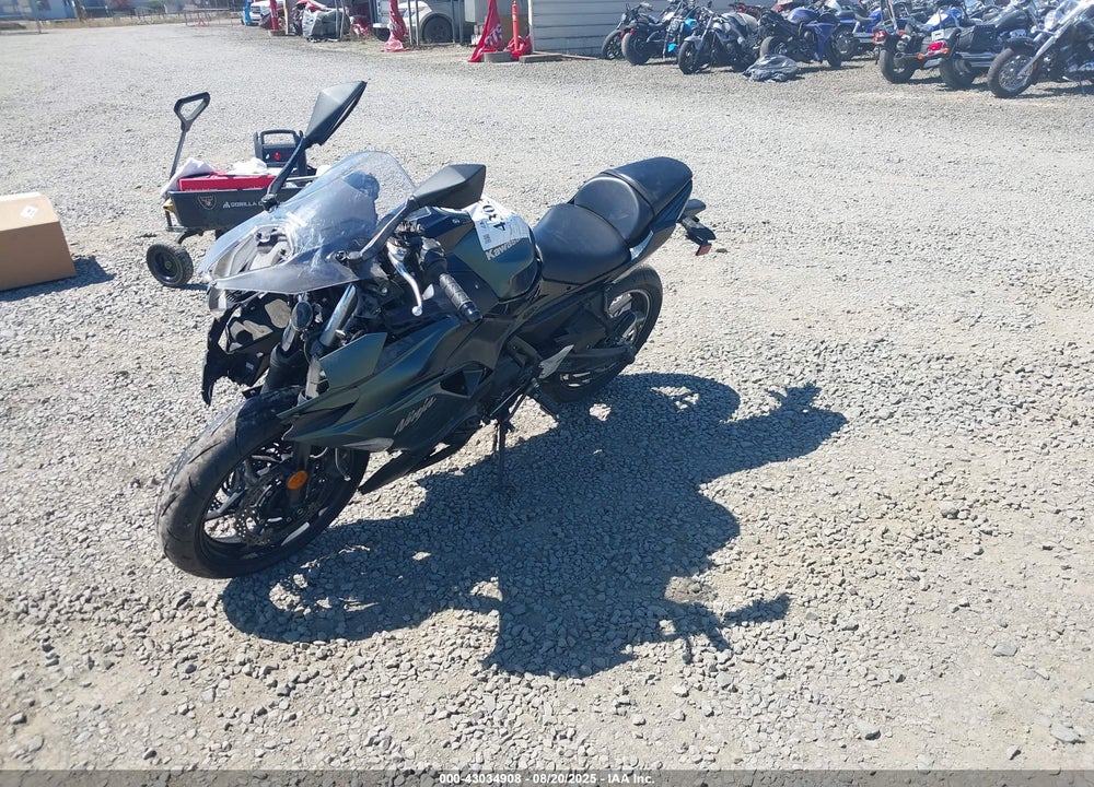 2025 KAWASAKI EX650 P VIN: ML5EXEP13SDAD6363