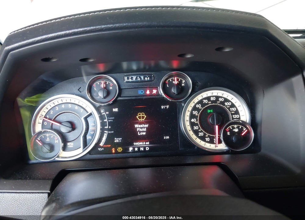 2017 RAM 1500 LAIE  4X4 5'7 BOX VIN: 1C6RR7NT9HS740887