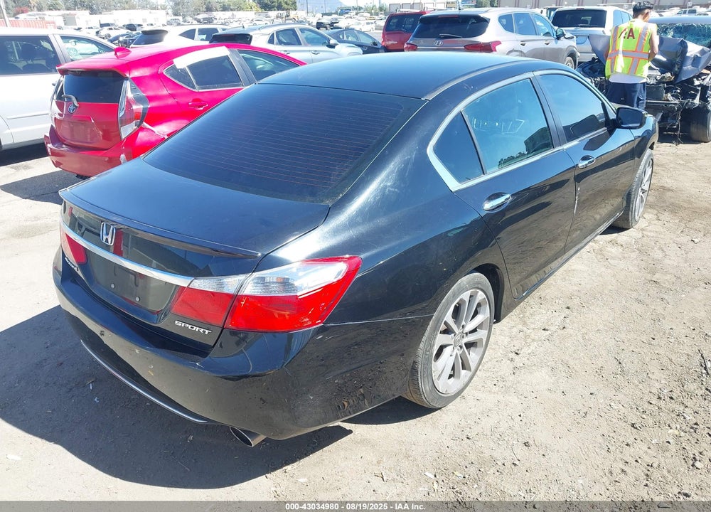 2015 HONDA ACCORD VIN: 1HGCR2F57FA257100