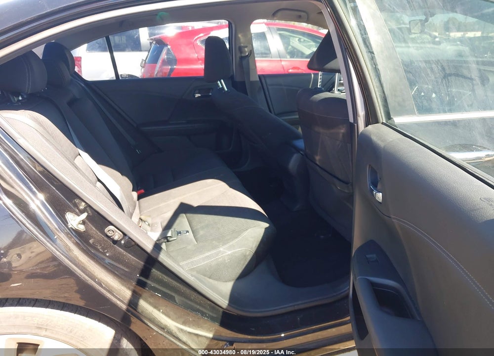 2015 HONDA ACCORD VIN: 1HGCR2F57FA257100
