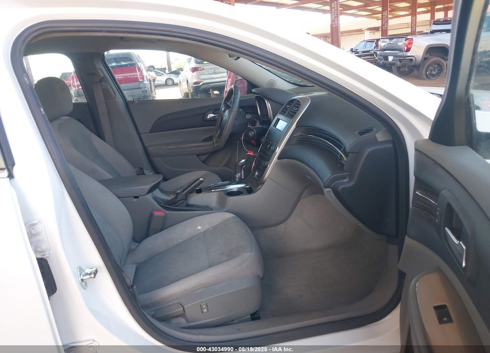 2015 CHEVROLET MALIBU LS VIN: 1G11B5SLXFF286540