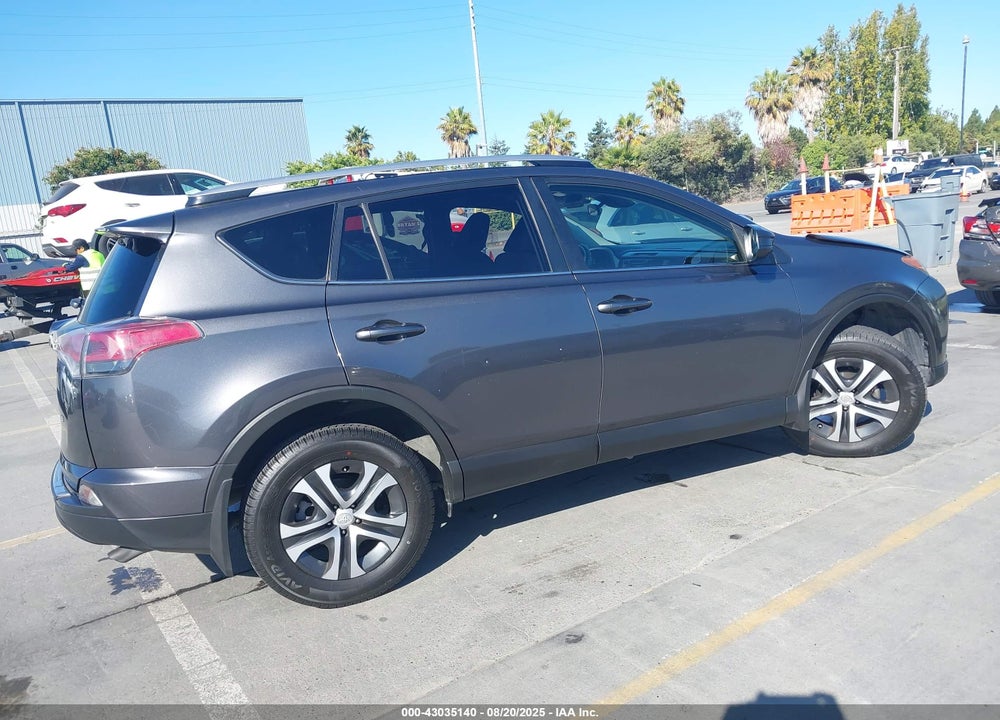 2018 TOYOTA RAV4 LE VIN: JTMZFREV8JJ152828