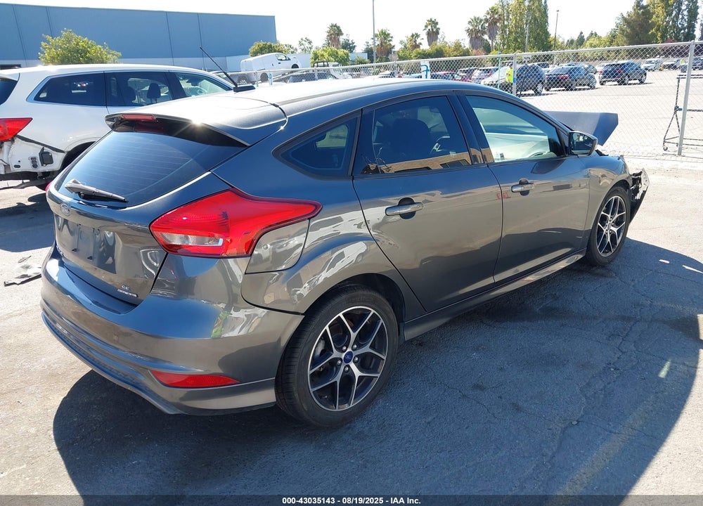2015 FORD FOCUS SE VIN: 1FADP3K23FL209419