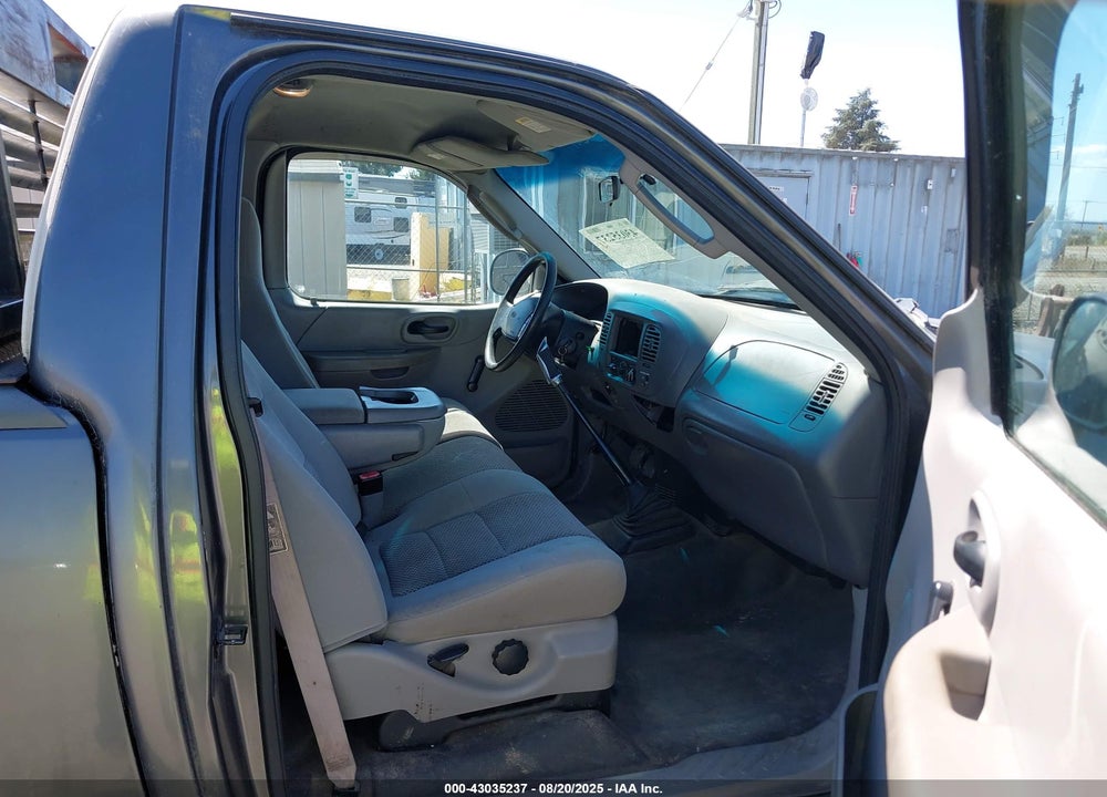 2002 FORD F-150 XL/XLT VIN: 1FTRF17252NB65051