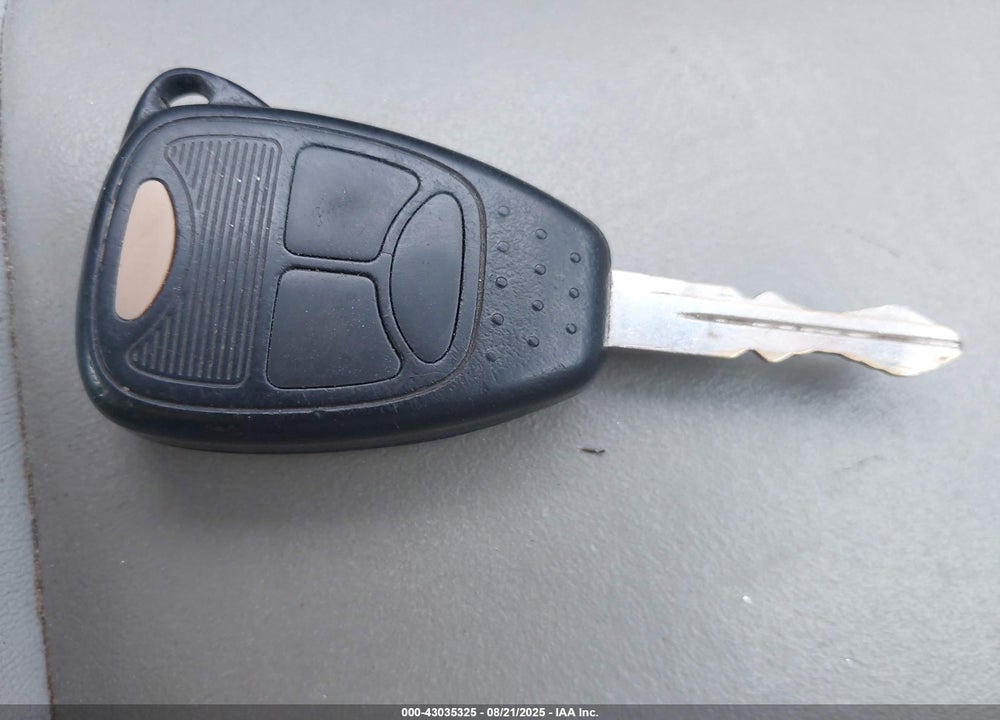 2008 CHRYSLER PACIFICA LX VIN: 2A8GM48L48R627416