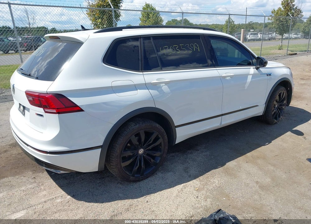 2021 VOLKSWAGEN TIGUAN VIN: 3VV2B7AX5MM054356