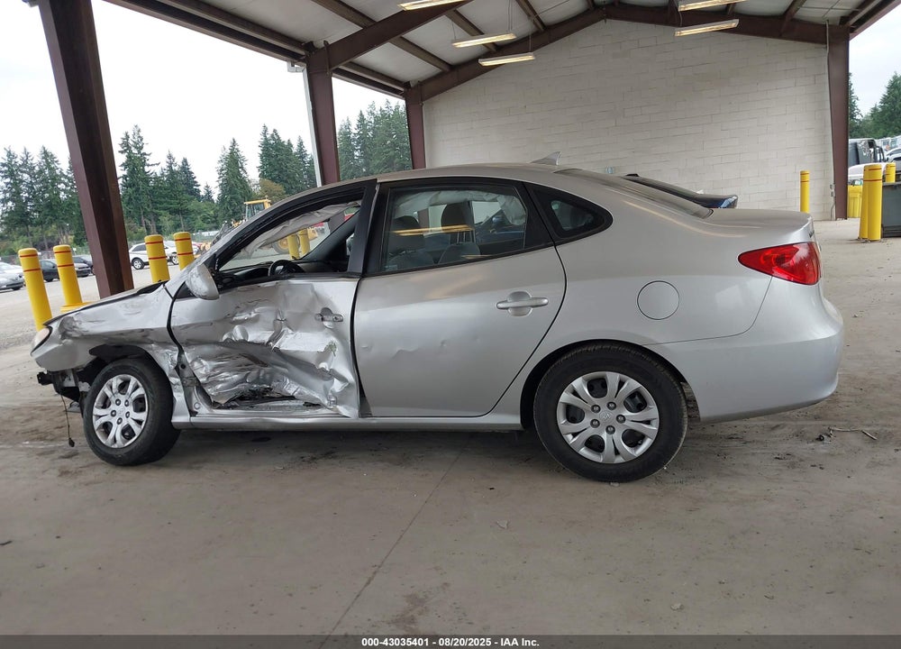 2010 HYUNDAI ELANTRA VIN: KMHDU4AD9AU863075