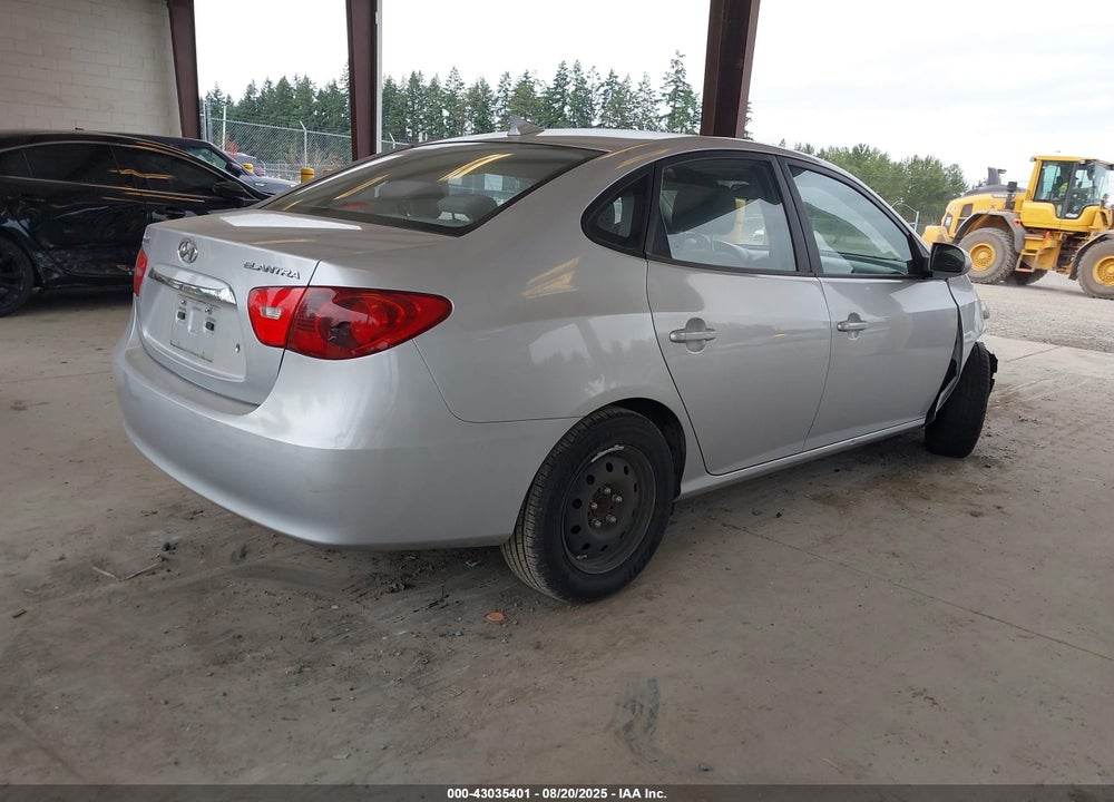 2010 HYUNDAI ELANTRA VIN: KMHDU4AD9AU863075