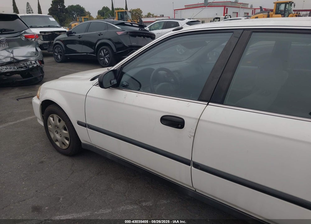 1998 HONDA CIVIC LX VIN: 2HGEJ6673WH604593