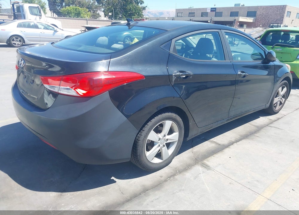 2011 HYUNDAI ELANTRA VIN: KMHDH4AE7BU155177