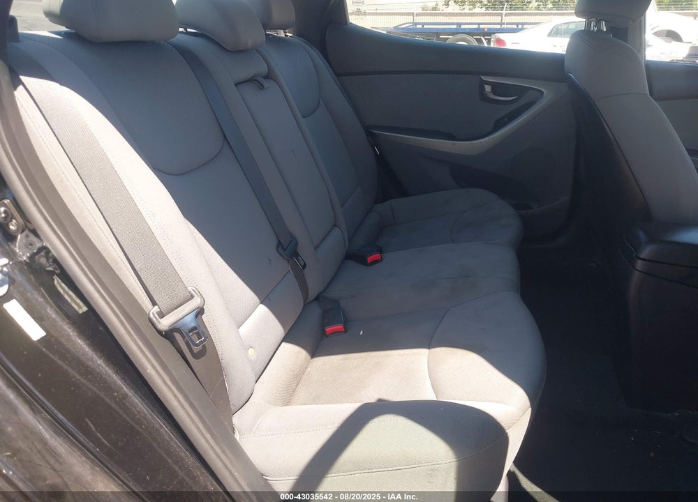 2011 HYUNDAI ELANTRA VIN: KMHDH4AE7BU155177