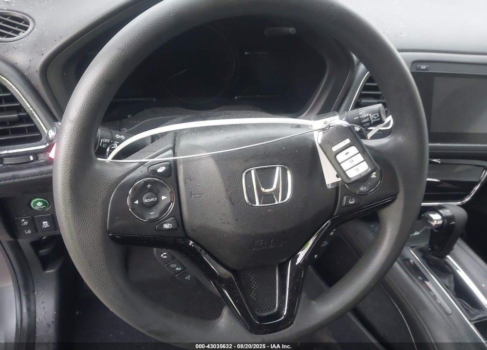 2022 HONDA HR-V VIN: 3CZRU5H57NM735050