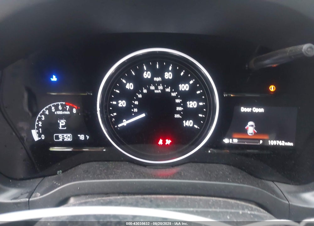 2022 HONDA HR-V VIN: 3CZRU5H57NM735050