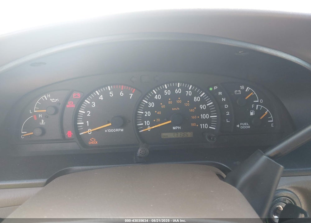 2004 TOYOTA TUNDRA LIMITED V8 VIN: 5TBET38194S433730